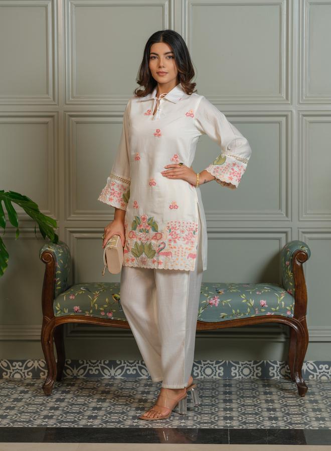 دي دبليو طقم منسق من تونيك بياقة قميص ومطرز مع بنطال للنساء - Image 5